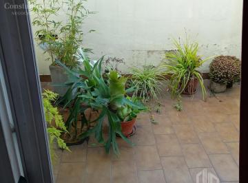 Casa · 213m² · 5 Ambientes · Casa en Gerli en Venta
