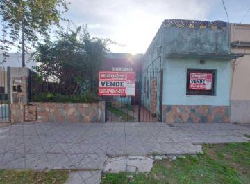 Terreno , Lanús · Lote de 8,66 X 50 m con 2 Unidades a Refaccionar o Demoler