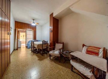 PH · 62m² · 3 Ambientes · PH en Venta Dos Dorm. en Echesortu con Patio