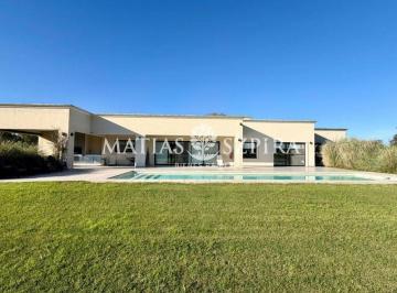 Casa · 195m² · 5 Ambientes · 2 Cocheras · Casa en Venta Santa Matilde - Comarcas de Lujan