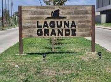 Terreno · 650m² · Lote Al Agua a La Venta