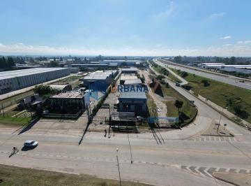 Local comercial · 1150m² · Local con Galpones y Oficinas, 1.150 m² Cubiertos