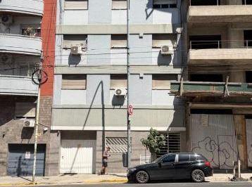 Departamento · 70m² · 4 Ambientes · Departamento en Venta 4 Amb. Piso 3° X Escalera - San Pedrito 300 - Flores U$s 68.000