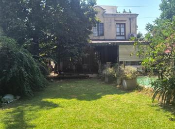 Casa · 246m² · 6 Ambientes · 1 Cochera · Venta Casa en Barrio Cerrado Tigre con 4 Dorm. y Jardín