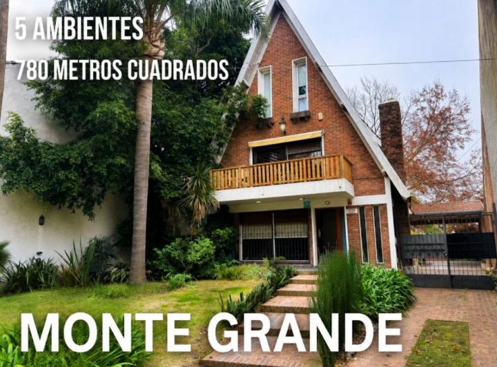 Casa · 355m² · 5 Ambientes · 2 Cocheras