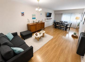 Departamento · 74m² · 4 Ambientes · Semipiso de 4 Ambientes Reciclado | Apto Credito | Excelente Estado