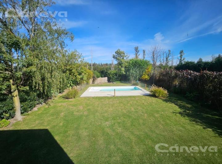 Casa · 208m² · 6 Ambientes