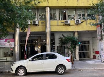Oficina comercial · 28m² · 2 Ambientes · Oficina en Tribunales 2 Ambientes con Divisiones Oportunidad