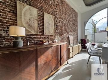 Casa · 197m² · 8 Ambientes · 1 Cochera · Casa en Barrio Abasto de 3 Dorm. Divina!