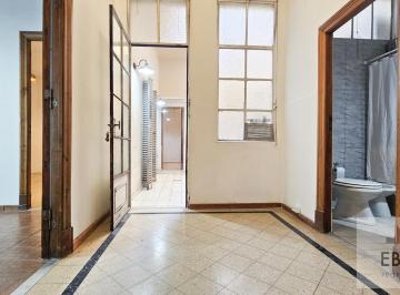 Departamento · 76m² · 3 Ambientes · Amplio 3 Ambientes en Edificio Histórico | Apto Profesional y Vivienda