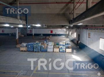 Depósito · 2000m² · 1 Ambiente · Depósito Nave Industrial de 2000 m en Alquiler en Hurlingham Predio Cerrado a 10 Min Au. Buen Ayre