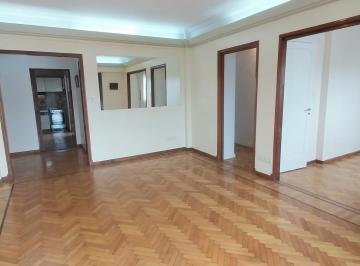 Departamento · 71m² · 3 Ambientes · Departamento en Flores