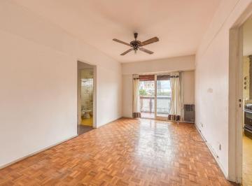 Departamento de 2 ambientes, Caballito · Alquiler Dpto 2 Amb con Balcón y Baulera - Caballito