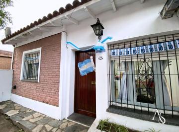 Casa · 5 Ambientes · 1 Cochera · Casa - Muñiz