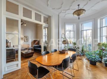 Departamento · 200m² · 5 Ambientes · Departamento en Recoleta en Venta 5 Ambientes Francés Reciclado