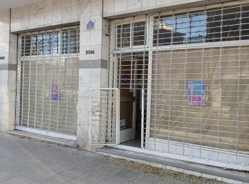Local comercial · 56m² · Local en Alquiler - Monte Castro
