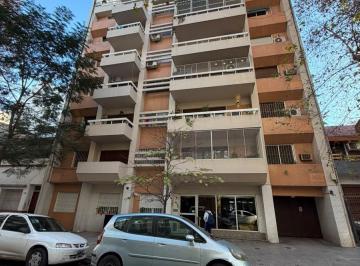 Departamento · 43m² · 2 Ambientes · Departamento en Venta 2 Amb Contrafrente C/balcon Piso 4° - Cochera Fija - V. del Parque U$s 115.000