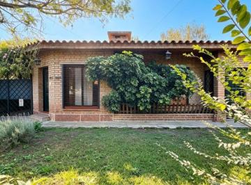 Casa de 5 ambientes, Río Ceballos · Casa en Venta Cuatro Dorm. - Río Ceballos