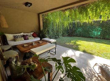 Casa · 136m² · 4 Ambientes · 2 Cocheras · Casa, Dúplex Barrio Cerrado