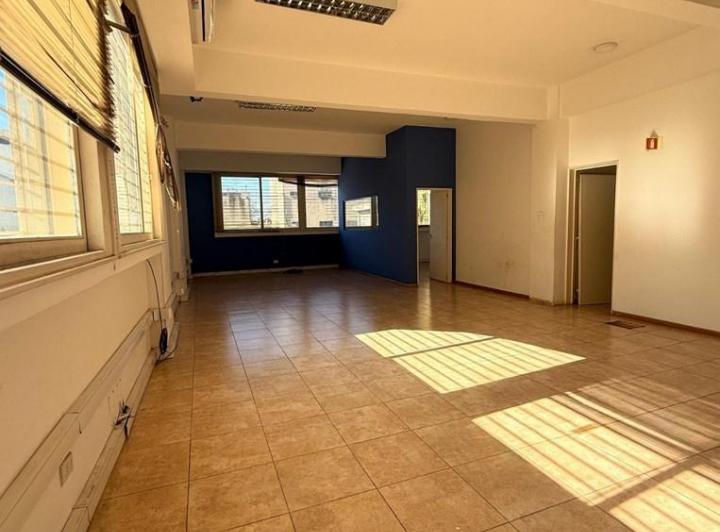 Oficina comercial · 65m²