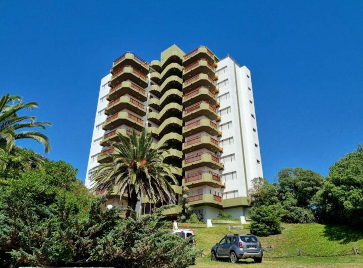 Departamento · 85m² · 4 Ambientes · 1 Cochera