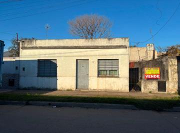Casa de 4 ambientes, Merlo · Venta de Casa en Merlo Norte (A 1 Cuadra de Av H. Yrigoyen)