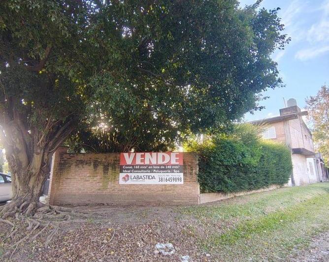 Casa · 163m² · 5 Ambientes · 1 Cochera