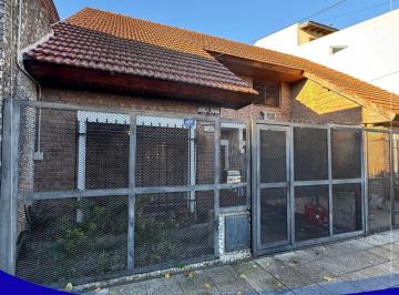 PH de 5 ambientes, La Matanza · PH Cinco Ambientes en Venta en Ramos Mejia