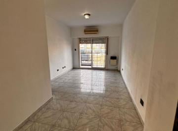 Departamento · 52m² · 3 Ambientes · Alquiler Departamento 3 Ambientes Ciudadela