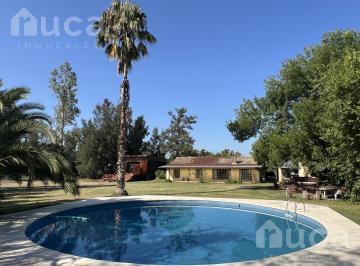 Casa · 152m² · 5 Ambientes · 2 Cocheras · Alquiler | Confortable Casa Reciclada C/jardin y Gran Pileta | Barrio La Pista