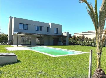 Casa · 294m² · 4 Dormitorios · 1 Cochera · Casa - Talar del Lago II