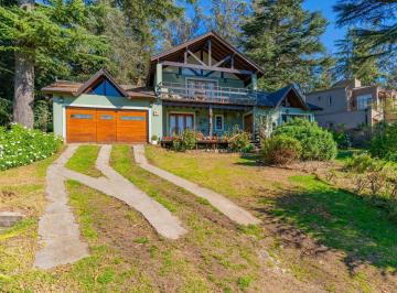 Casa · 360m² · 6 Ambientes · 5 Cocheras · Casa en Venta 6 Ambientes Retasada con Garage, Quincho y Pileta en Lo Mejor de Sierra de Los Padres