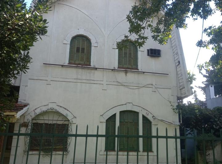 Local comercial · 200m² · 6 Ambientes · 2 Cocheras