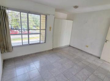 Departamento de 2 ambientes, Córdoba · Alquilo Departamento de 1 Dormitorio Sobre La Av Rafael Nuñez - Vista a La Calle - Opción Cochera