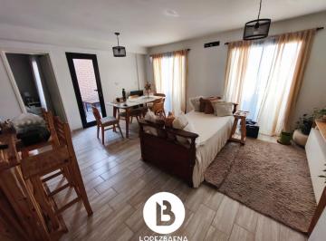 Departamento · 80m² · 4 Ambientes · Departamento Piso Completo con Vestidor 1 Dormitorio - Asador y Balcón Propio.