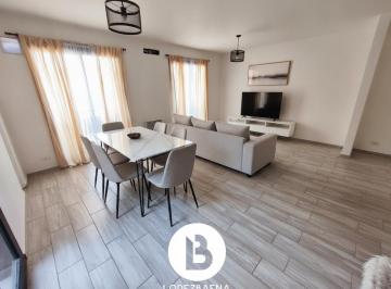 Departamento · 80m² · 4 Ambientes · Venta Departamento Piso Completo con Vestidor 1 Dormitorio - Asador y Balcón Propio.
