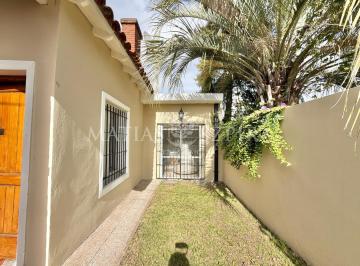 PH · 183m² · 4 Ambientes · Venta PH 4 Ambientes Castelar Norte Apto Credito