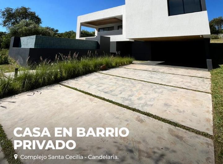 Casa · 292m² · 5 Ambientes · 6 Cocheras