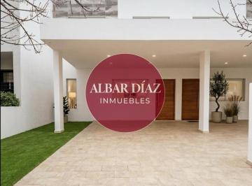 Casa · 180m² · 4 Ambientes · 2 Cocheras · Impecable Duplex en Venta Chacra del Norte 2