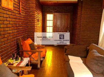 Casa · 214m² · 8 Ambientes · 1 Cochera · Casa en San Rafael