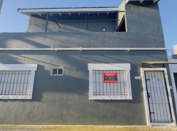 Departamento · 70m² · 2 Ambientes · Departamento en Planta Alta en Alquiler Ingreso Inmediato