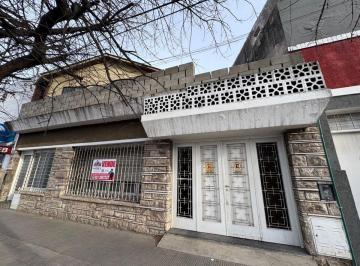 Casa de 7 ambientes, Córdoba · Vendo Casa 3 Dorm B° Gral. Bustos Ideal Rentabilidad!