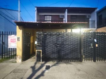 PH de 3 ambientes, La Matanza · PH en Villa Luzuriaga con 90 m² Construidos y 2 Dorm. en Alquiler