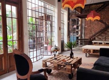 Casa · 100m² · 5 Ambientes · Casa en Colegiales Alquiler Apto Comercial