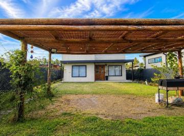 Casa · 74m² · 4 Ambientes · 3 Cocheras · Casa en Campana