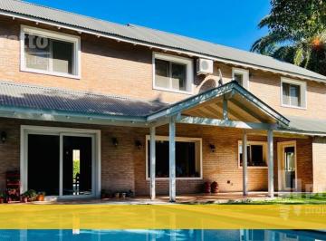 Casa · 245m² · 6 Ambientes · Casa en Venta de 3 Dorm. y Escritorio en Tigre Chico.