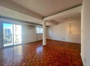 Departamento · 69m² · 3 Ambientes · Oportunidad en Balvanera Departamento Venta 2 Dorm Balcon Frente Sol - Amplio Living