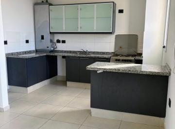 Departamento · 105m² · 3 Ambientes · Se Alquila Amplio Dpto Microcentro 2 Habitaciones