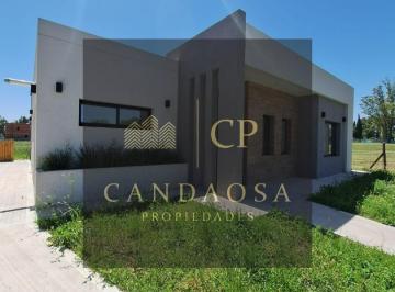 Casa · 140m² · 4 Ambientes · 2 Cocheras · Nev. Casa Interna 4 Ambientes Santa Sofia - Pilar del Este