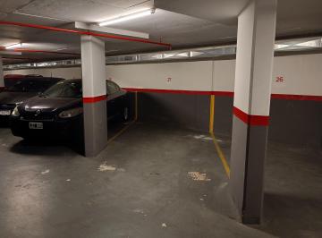 Garage , Palermo · Cochera Fija y Cubierta Para Auto Palermo Soho